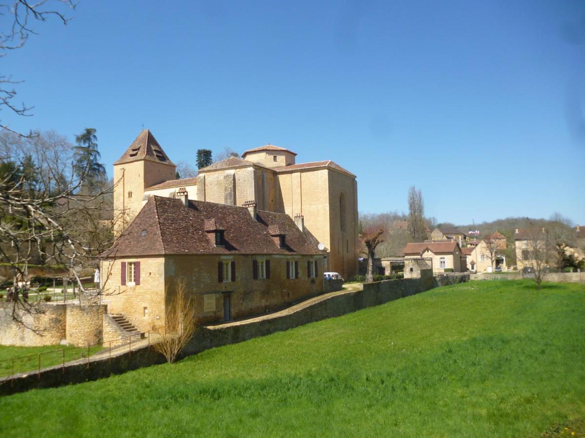 Bed & Breakfast Le Moulin Neuf Bed & Breakfast Saint-Alvere Exterior photo