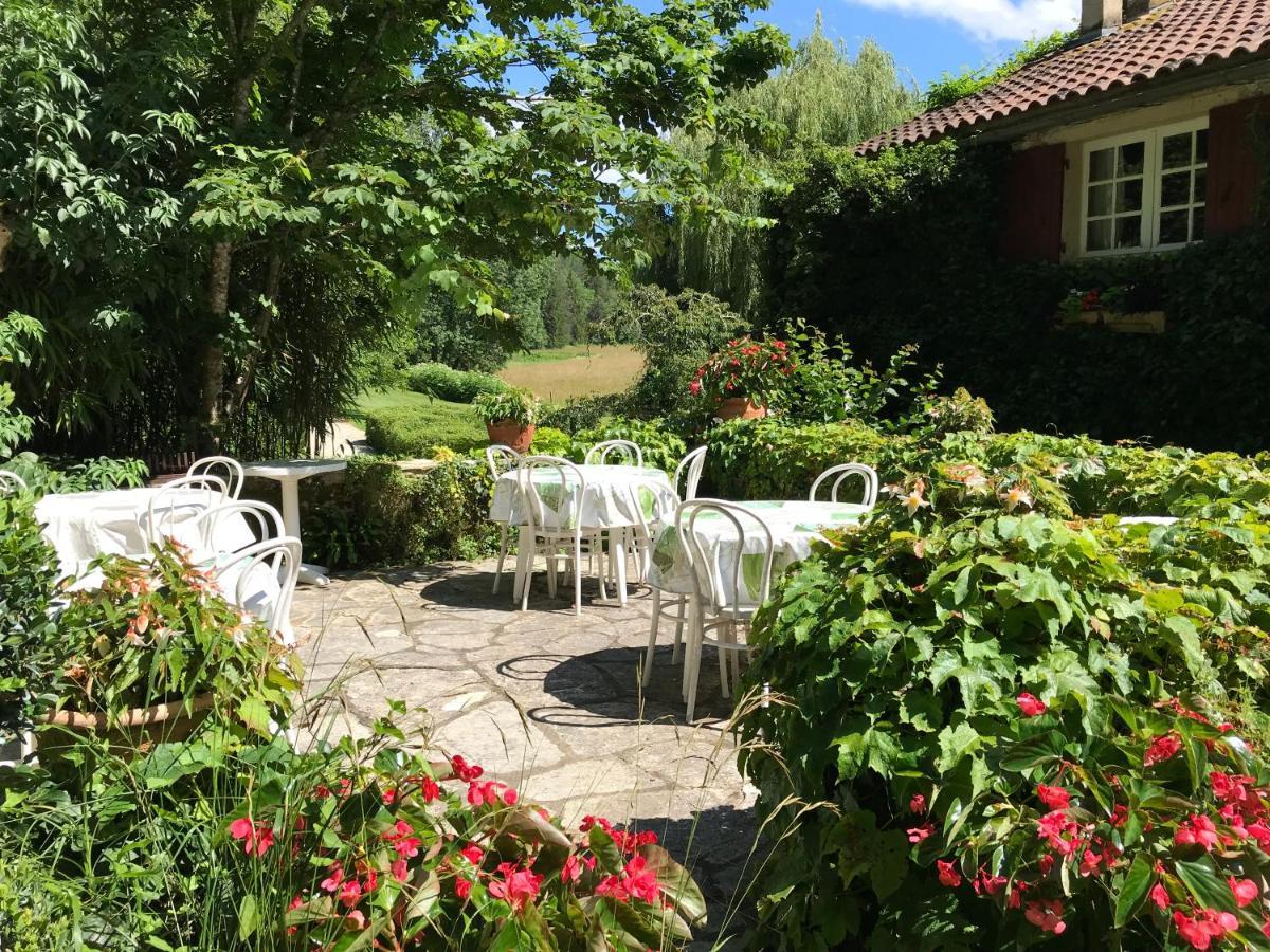 Bed & Breakfast Le Moulin Neuf Bed & Breakfast Saint-Alvere Exterior photo