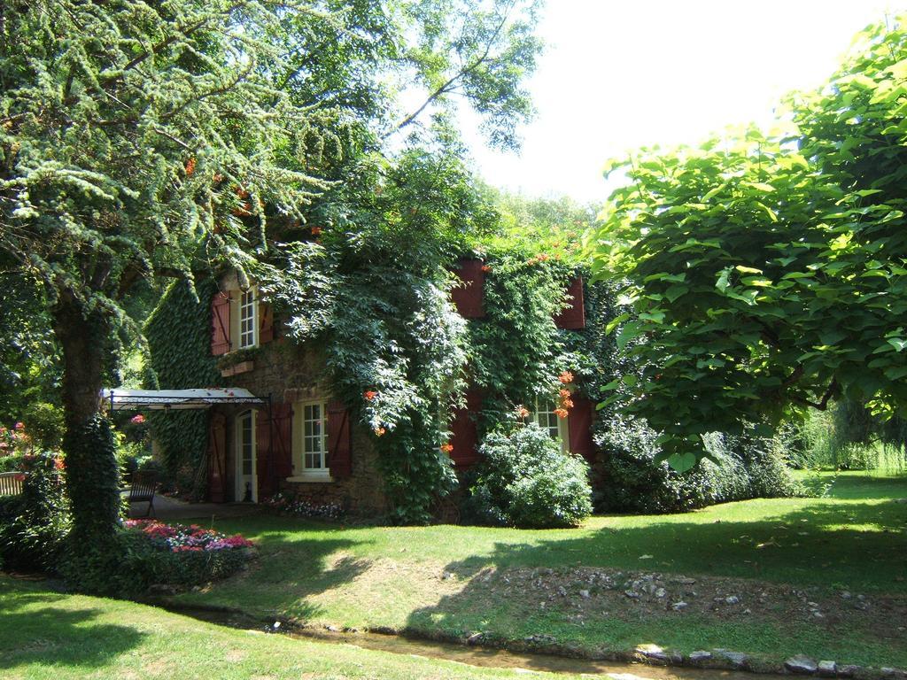 Bed & Breakfast Le Moulin Neuf Bed & Breakfast Saint-Alvere Exterior photo